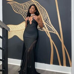 Fashion Nova Strapless Black Dress